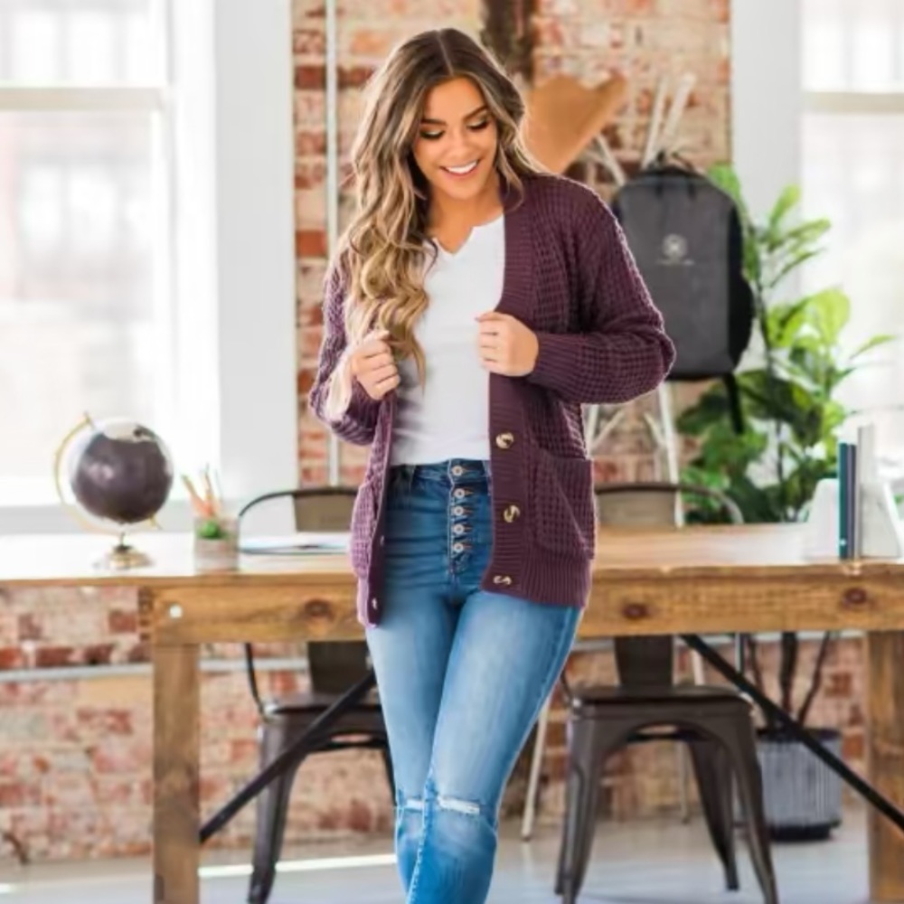 🍁Perfect knit collegiate cardigan🍁